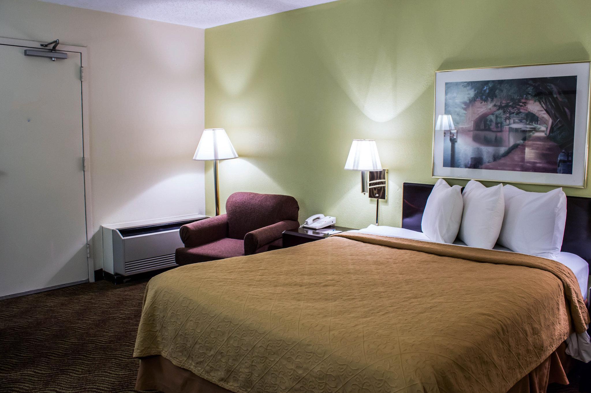 Quality Inn Rocky Mount Exterior foto